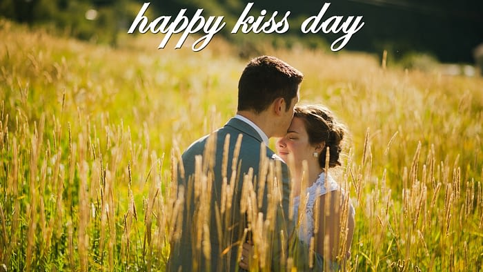 kiss day 2020 wallpaper